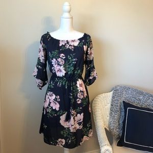 3/$10 Nwt Story On Floral Dress Size Small